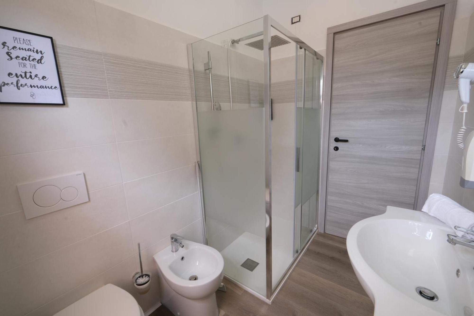Hostel 3 Mediolan Zewnętrze zdjęcie
